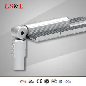90W Energijos taupymas 120lm / W LED gatvių šviesa